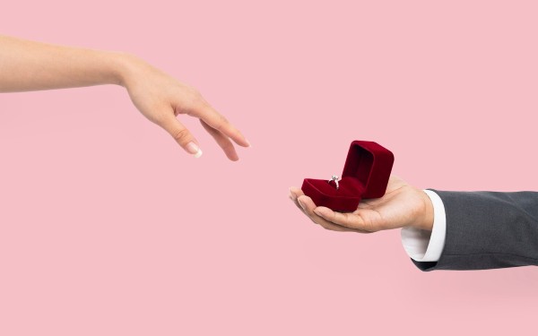 Jewellery delivered for home trial